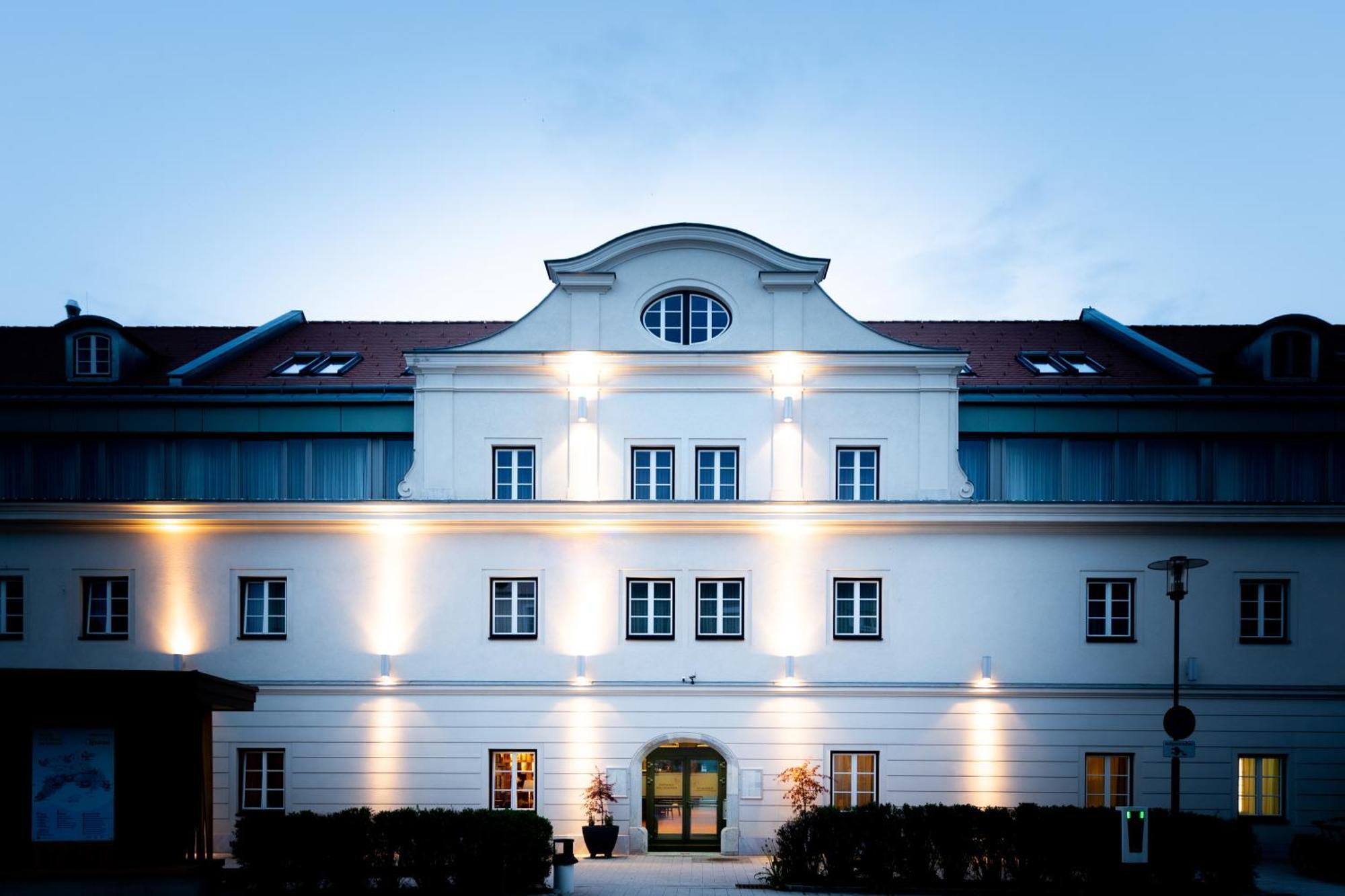Hotel Auszeit St Lambrecht ザンクト・ランブレヒット エクステリア 写真