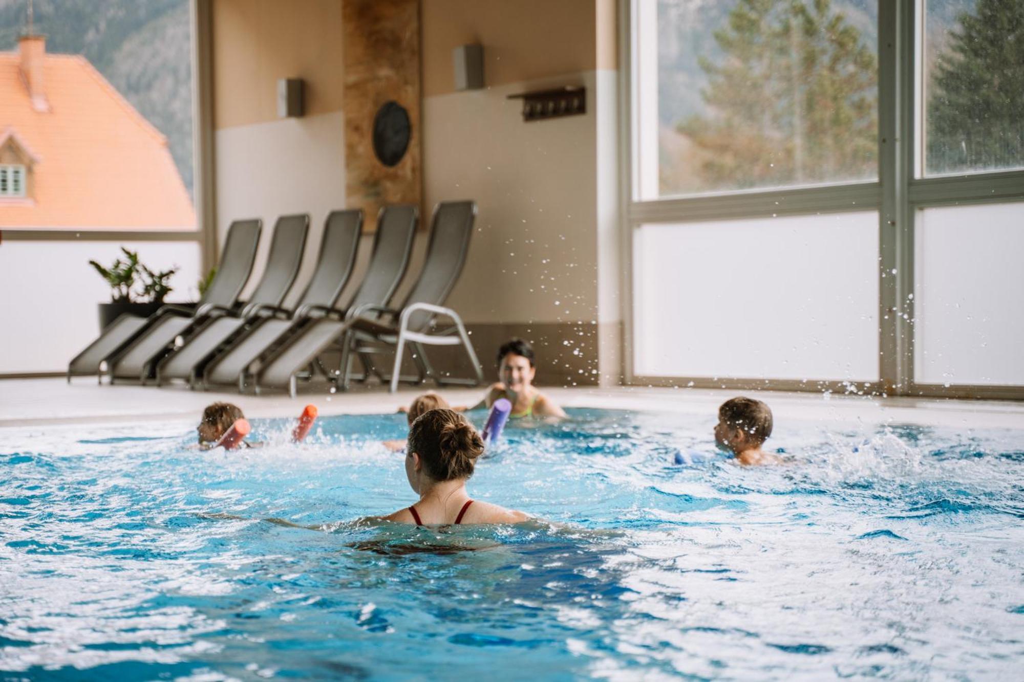 Hotel Auszeit St Lambrecht ザンクト・ランブレヒット エクステリア 写真